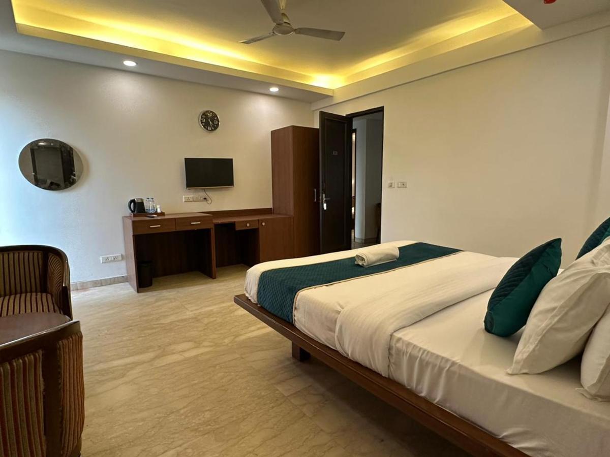 Hotel The Imperio 新德里 外观 照片