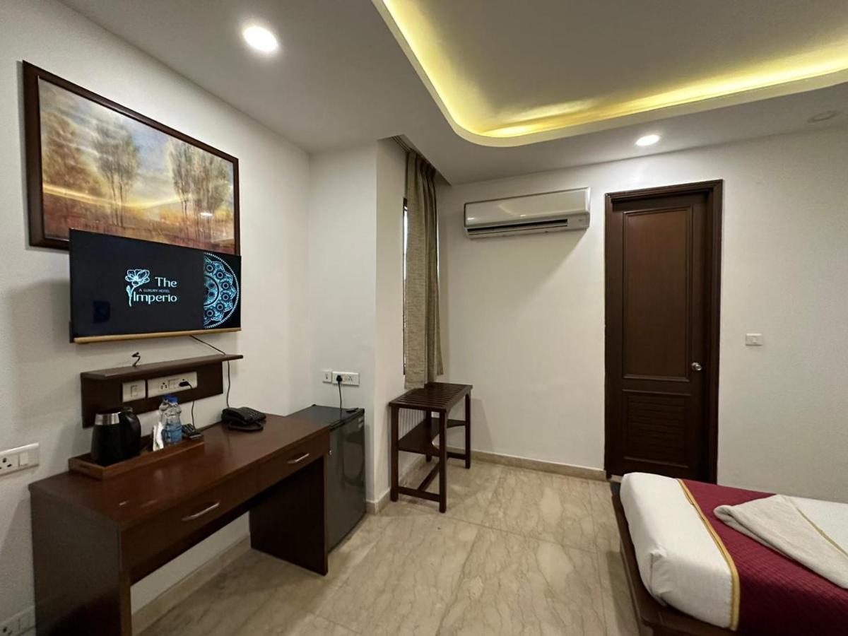 Hotel The Imperio 新德里 外观 照片